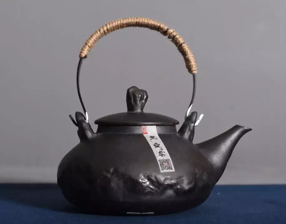 愛茶之人，怎能沒有一把提梁壺？